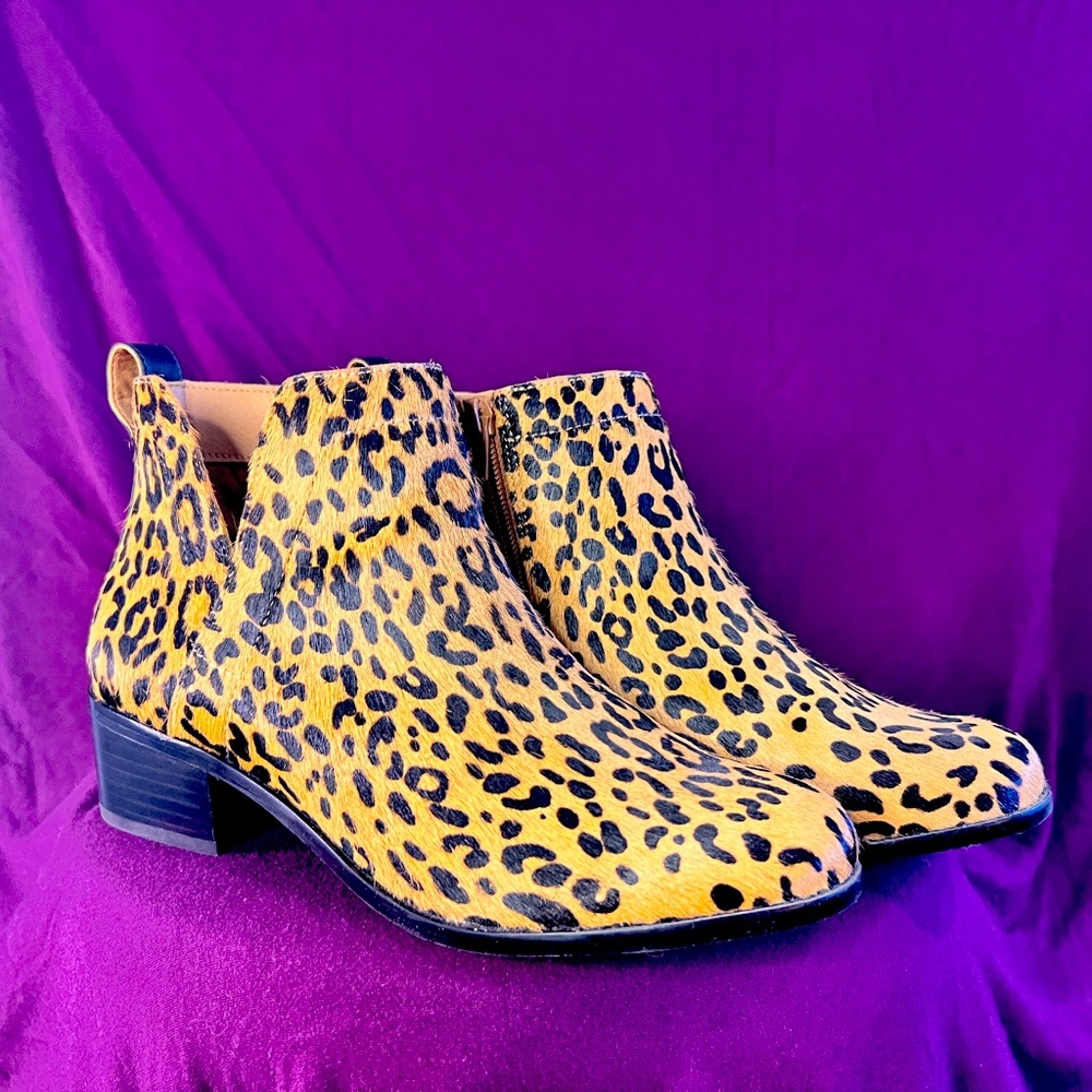 Vionic Cheetah Ankle Boots